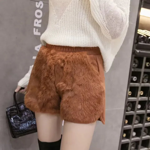 Elastic High Waist Plush Shorts Autumn Winter Artificial Fur Thick Shorts Women Femme Casual Ladies Shorts Black Boots Pant R20